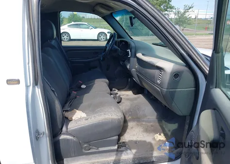 2005 Chevrolet Silverado 1500 Work Truck from USA, damaged, VIN 1GCEC14X05Z341153